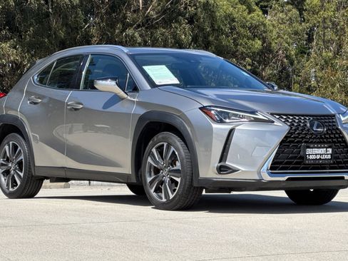 Used 2019 Lexus UX 200 w/ Accessory Package 2 FWD image 6