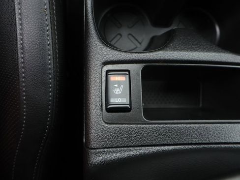 Used 2022 Nissan Rogue Sport SL image 35