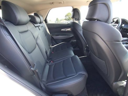 Used 2024 Genesis GV70 2.5T w/ Advanced Package AWD/4WD image 9