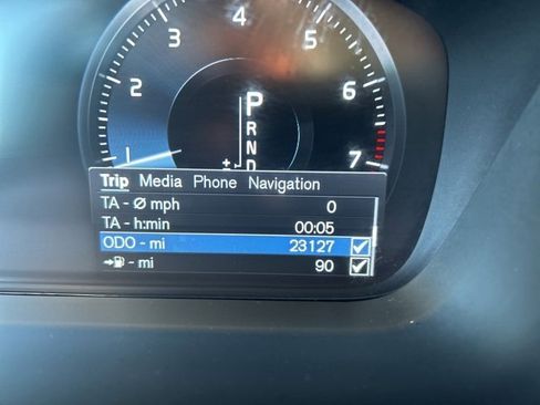 Used 2018 Volvo S90 T5 Momentum w/ Convenience Package image 21