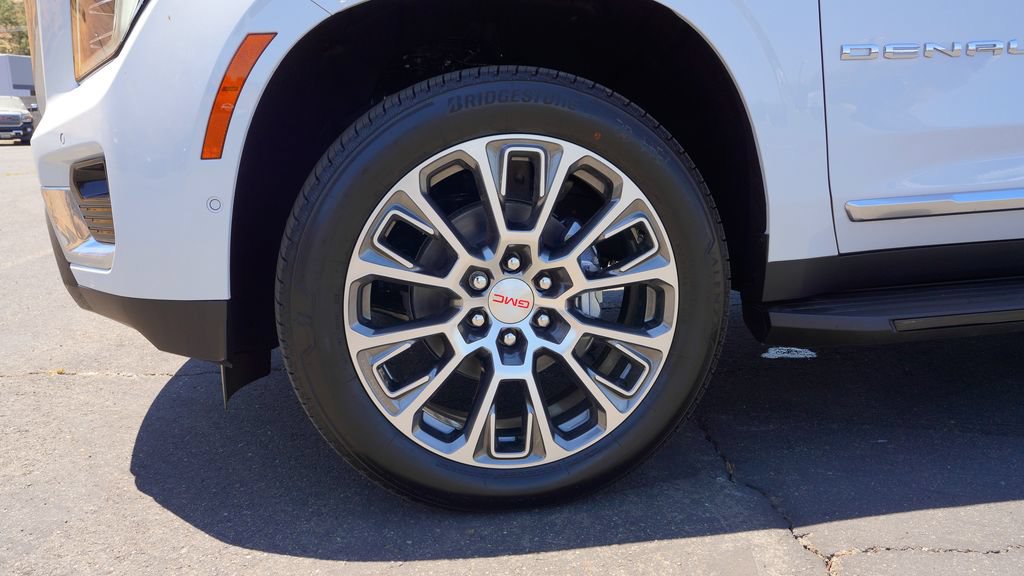 New 2026 GMC Yukon Denali AWD/4WD image 7
