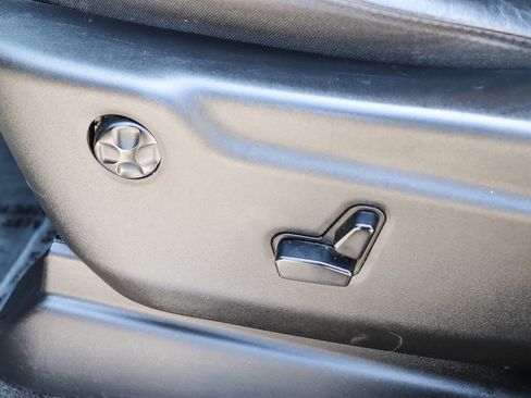 Used 2018 Dodge Durango GT AWD/4WD image 23
