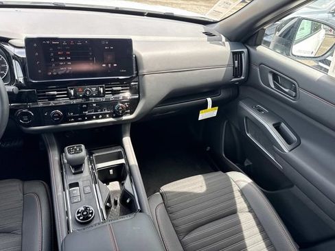 New 2026 Nissan Pathfinder Rock Creek AWD/4WD image 20