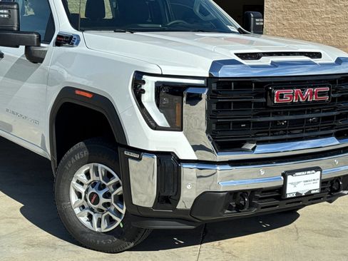 New 2026 GMC Sierra 2500 Pro w/ 1SA Pro Safety Plus Package RWD image 3