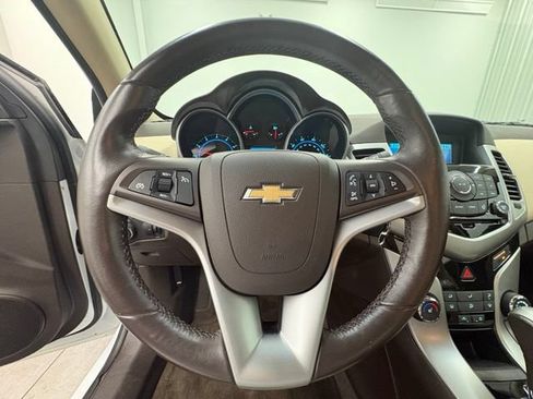 Used 2012 Chevrolet Cruze LT FWD image 13