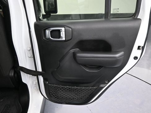 Used 2020 Jeep Gladiator Sport w/ Quick Order Package 24S image 30