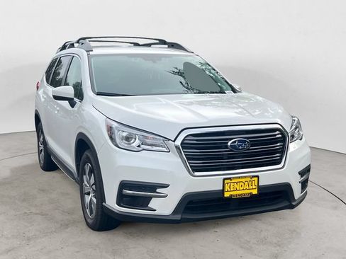 Used 2021 Subaru Ascent Premium w/ Convenience Package AWD/4WD image 3