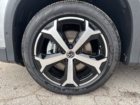 New 2026 Volkswagen Tiguan SE image 8