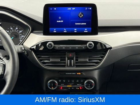 Used 2022 Ford Escape SEL image 18