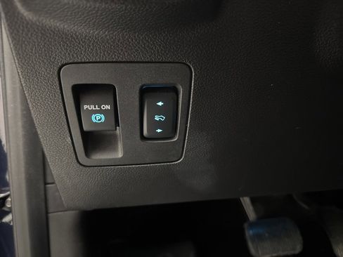 Used 2018 Ford F150 Platinum w/ Equipment Group 701A Luxury image 29