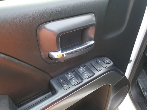 Used 2018 Chevrolet Silverado 1500 LT w/ All Star Edition image 29