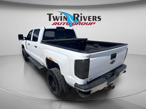Used 2015 Chevrolet Silverado 2500 LTZ w/ Duramax Plus Package AWD/4WD image 2