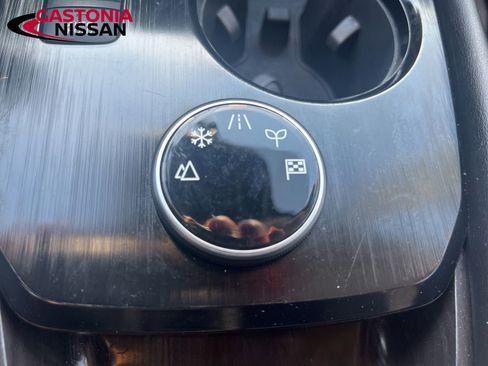 Certified 2021 Nissan Rogue SL image 41