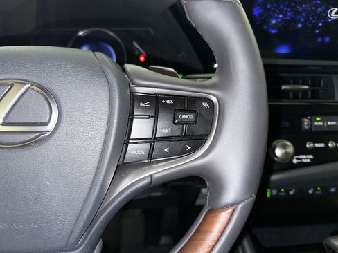 Used 2024 Lexus ES 350 Ultra Luxury w/ Accessory Package (Z2) FWD image 20