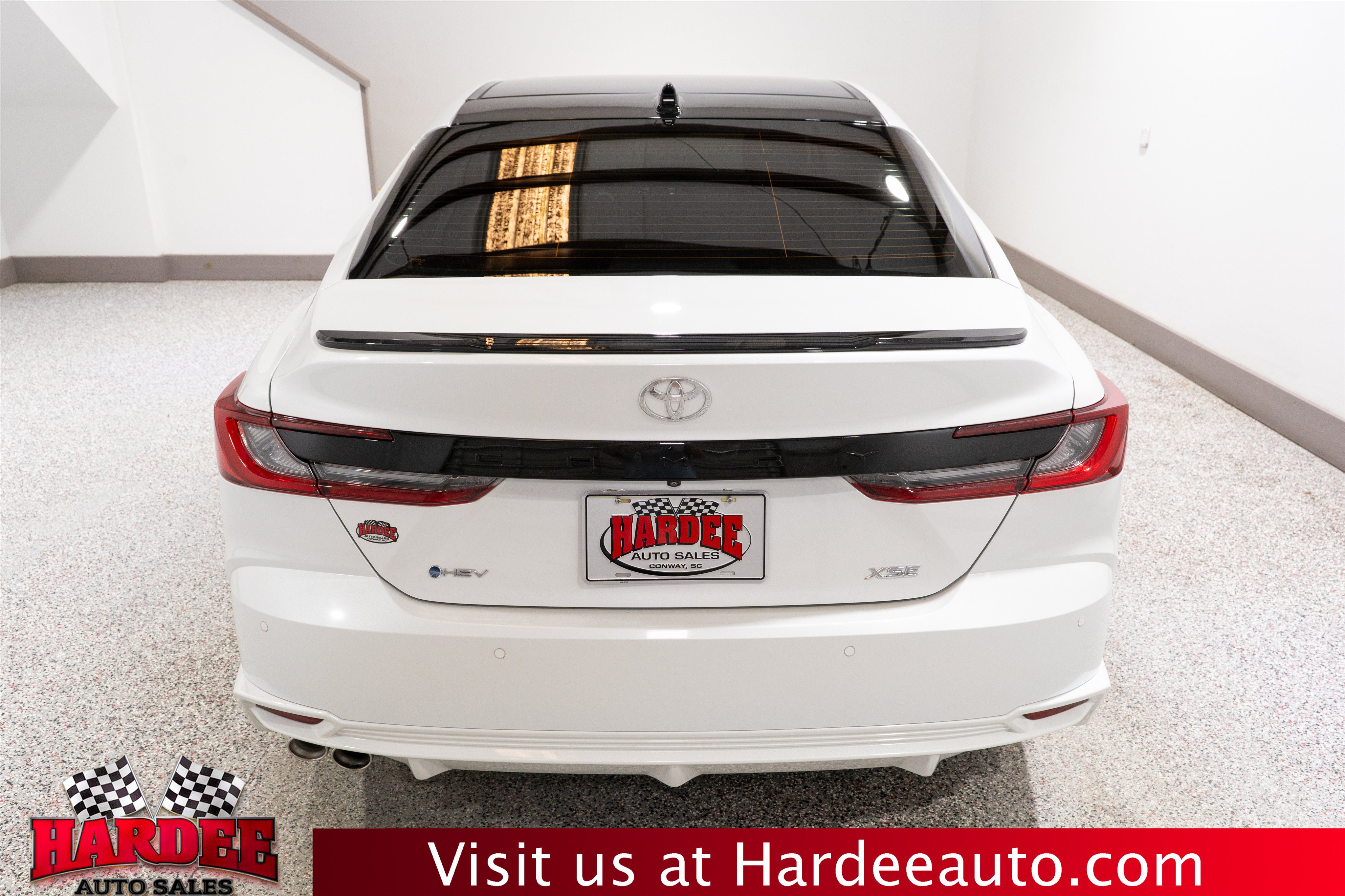 Used 2025 Toyota Camry XSE w/ Premium Plus Package FWD image 4