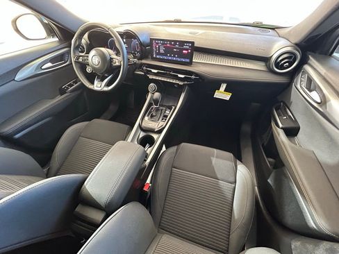 New 2025 Alfa Romeo Tonale image 14