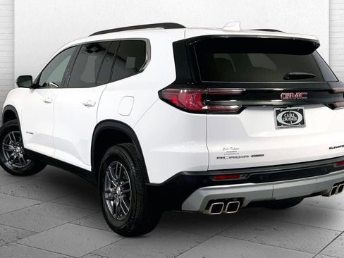 Used 2025 GMC Acadia Elevation AWD/4WD image 11