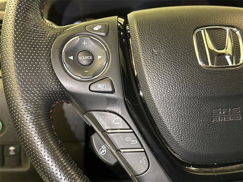 Certified 2022 Honda Ridgeline Black Edition image 33