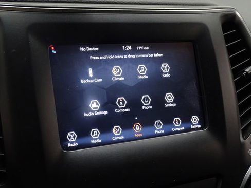 Used 2019 Jeep Cherokee Latitude w/ Popular Appearance Group FWD image 33
