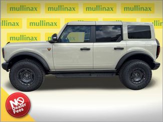 New 2025 Ford Bronco Badlands video 2