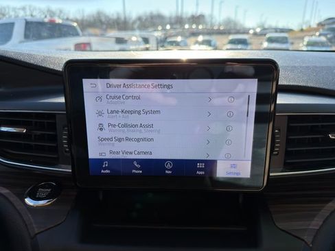 Used 2020 Ford Explorer Limited w/ Hybrid Equipment Group 310A image 37