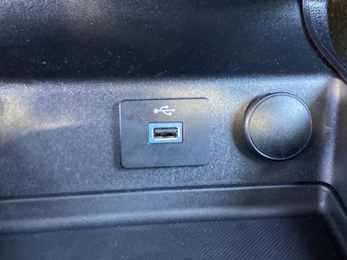 Used 2019 Ford Fusion S image 12