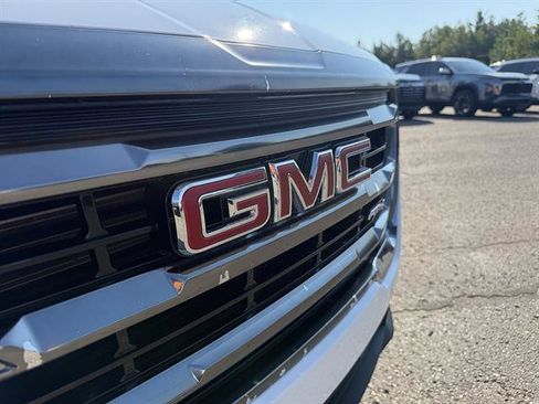 Used 2022 GMC Terrain AT4 w/ Infotainment Package II AWD/4WD image 10