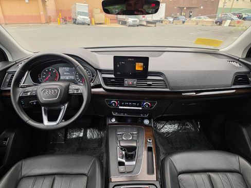 Used 2018 Audi Q5 2.0T Premium AWD/4WD image 12