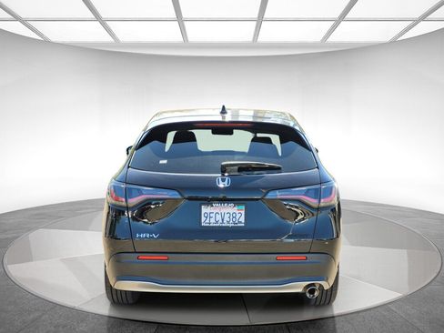 Certified 2023 Honda HR-V Sport image 4
