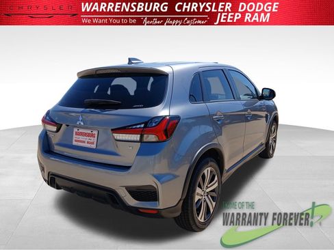 Used 2024 Mitsubishi Outlander Sport SE AWD/4WD image 4