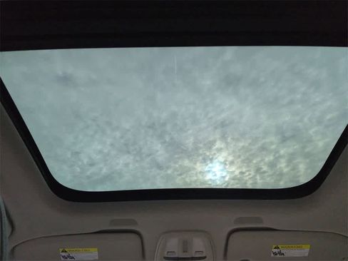 Used 2023 Volvo XC60 B5 Ultimate image 23