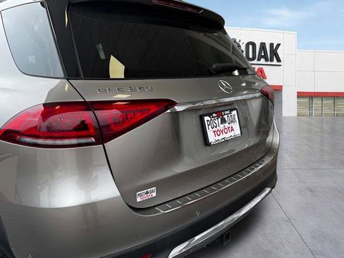 Used 2021 Mercedes-Benz GLE 350 w/ Premium Package image 11