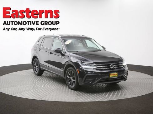 Used 2024 Volkswagen Tiguan SE FWD image 47