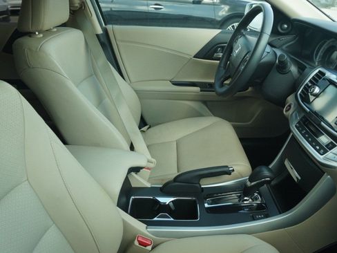 Used 2014 Honda Accord EX-L image 9