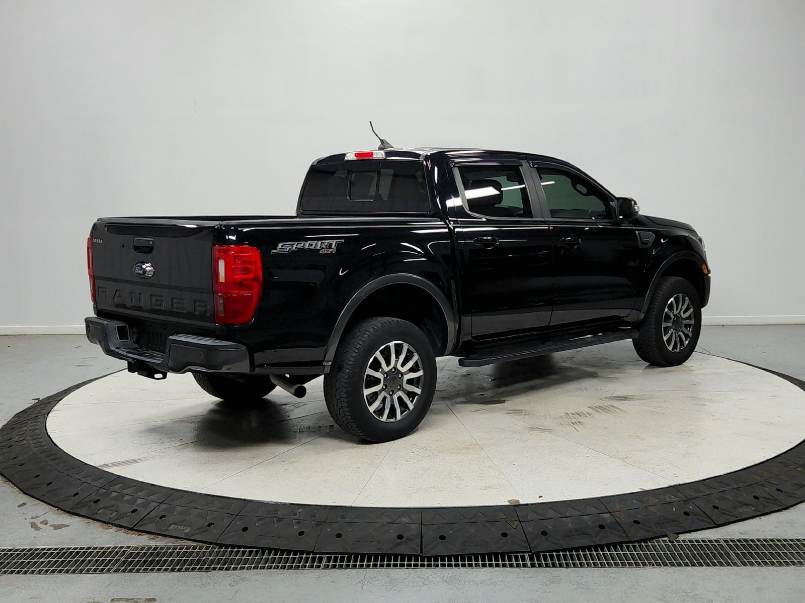 Used 2021 Ford Ranger Lariat w/ Equipment Group 501A High AWD/4WD image 8