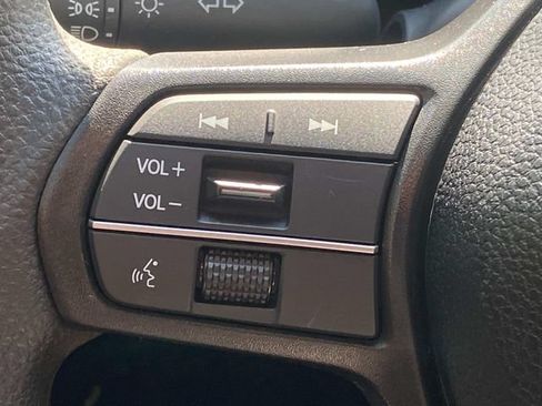 Used 2025 Honda Accord SE image 18