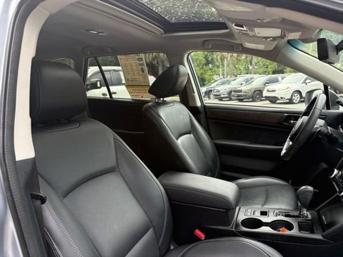 Used 2019 Subaru Outback 2.5i Limited AWD/4WD image 32