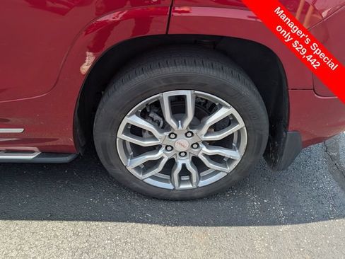 Used 2023 GMC Terrain Denali w/ Denali Premium Package AWD/4WD image 23