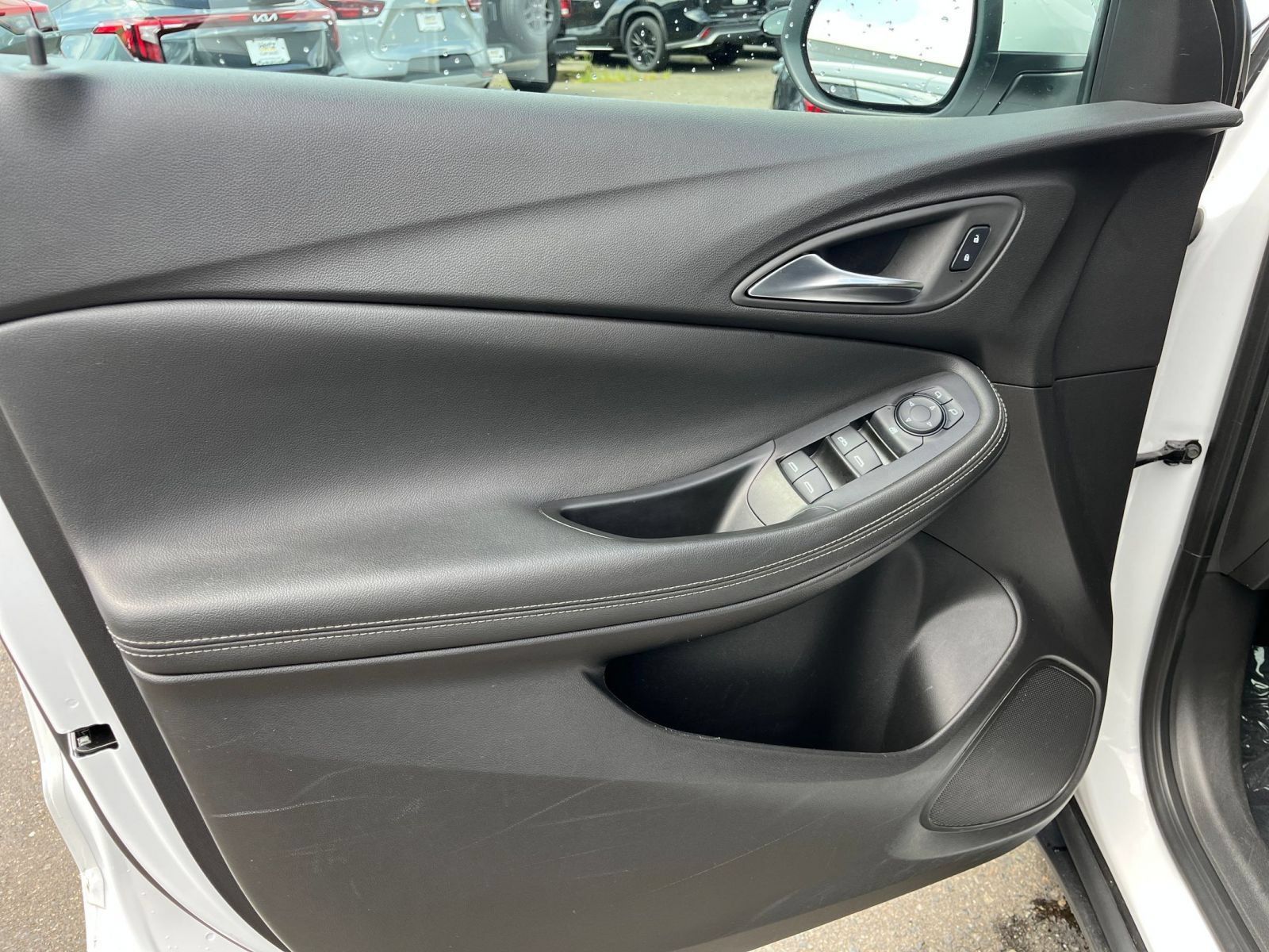 Used 2025 Buick Encore GX Preferred FWD image 18