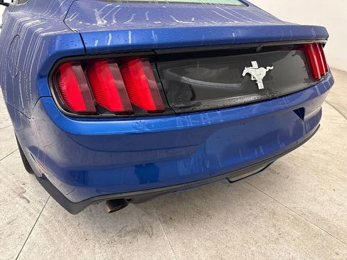 Used 2017 Ford Mustang Coupe RWD image 20