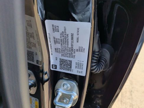 New 2026 GMC Canyon Elevation w/ Convenience Package image 45