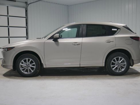 New 2025 MAZDA CX-5 AWD 2.5 S w/ Preferred Package image 8