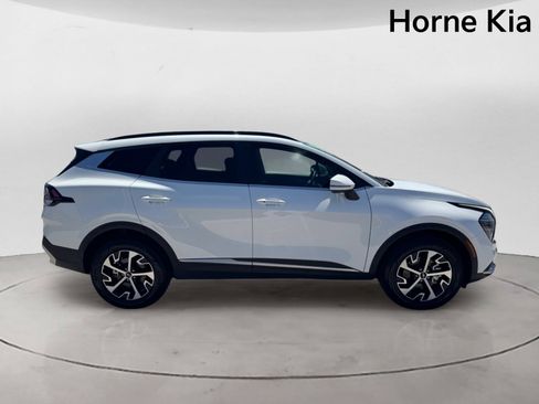 Certified 2025 Kia Sportage EX w/ EX Premium Package AWD/4WD image 3