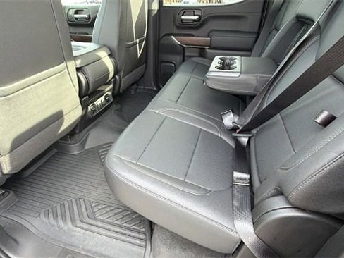 Used 2021 GMC Sierra 1500 SLT w/ Driver Alert Package I image 18