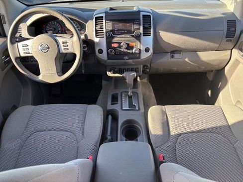 Used 2017 Nissan Frontier SV w/ SV Value Truck Package image 11