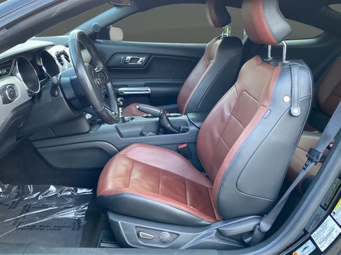 Used 2015 Ford Mustang GT Premium w/ Equipment Group 401A RWD image 9