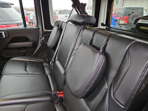 Used 2021 Jeep Wrangler Unlimited Rubicon 4xe w/ Cold Weather Group image 8