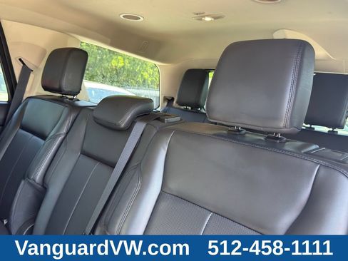 Used 2022 Ford Expedition XLT RWD image 29