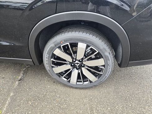 New 2026 Mitsubishi Outlander SE image 6