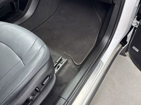 Used 2020 Buick Enclave Essence w/ Sound and Sites Package image 35